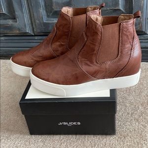 NWT😎 J/slides 😎 NYC Chelsea Bootie size 8.5